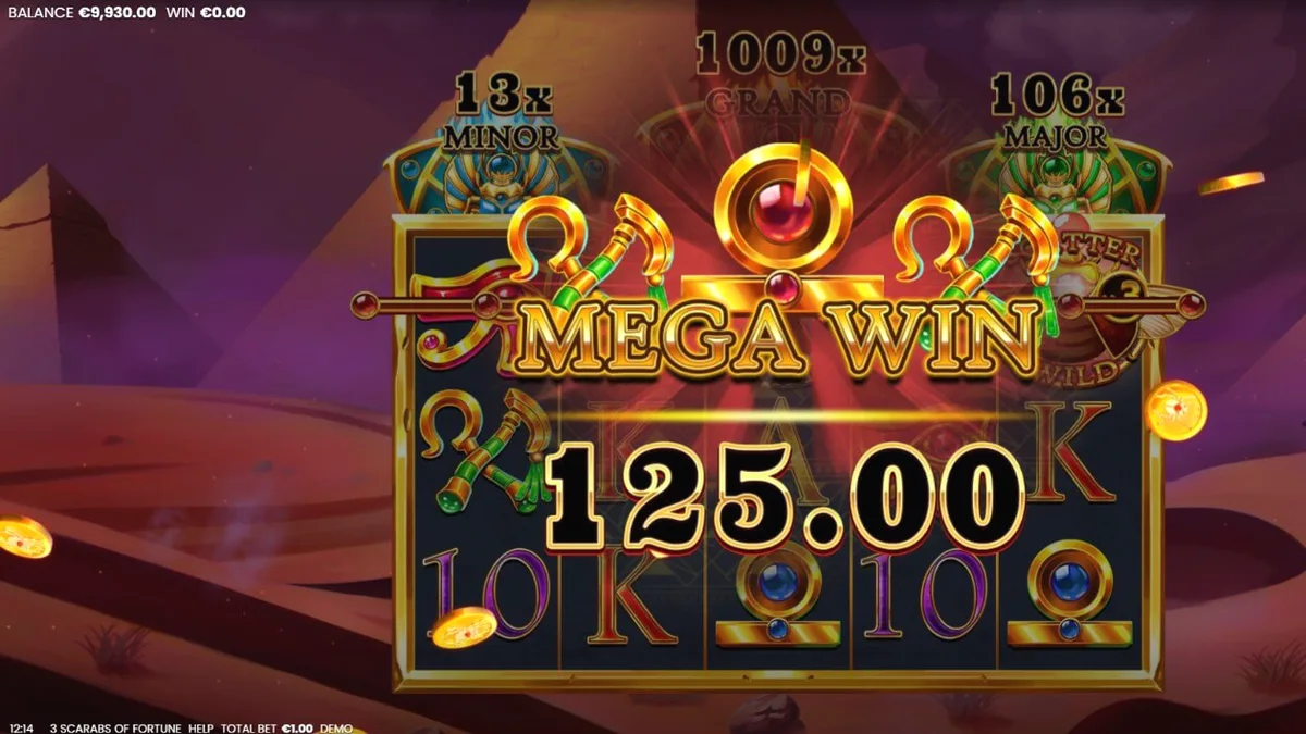 Tampilan visual slot 3 Scarabs of Fortune dengan latar belakang piramida malam hari